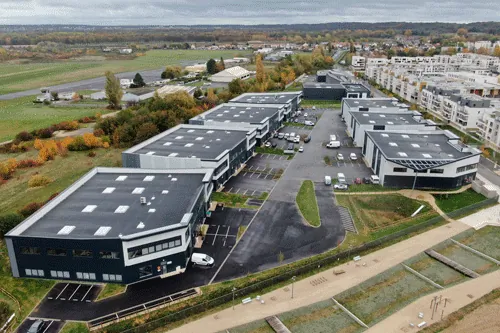 PowerTech Systems: Systèmes avancés de stockage d'énergie